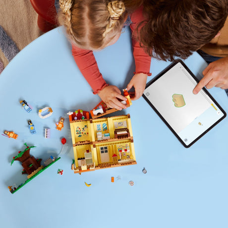LEGO Bluey: Bluey's Family House